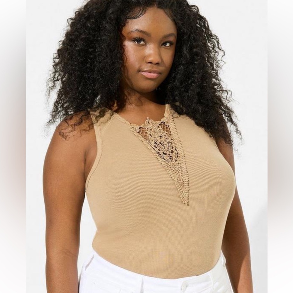 High Notched Neckline Top with Sleeve Inset Detail torrid size 2